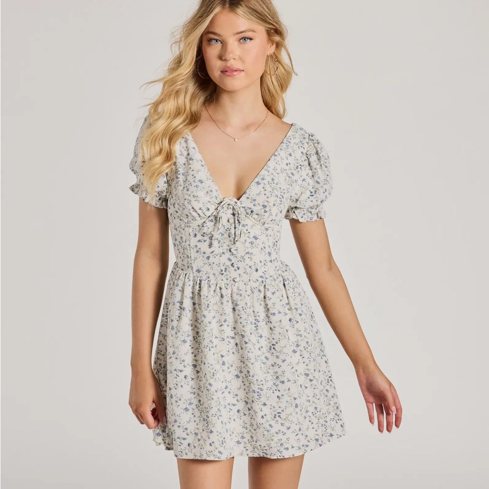 Windsor Darling Babe Floral Woven Puff Sleeve Skater Dress